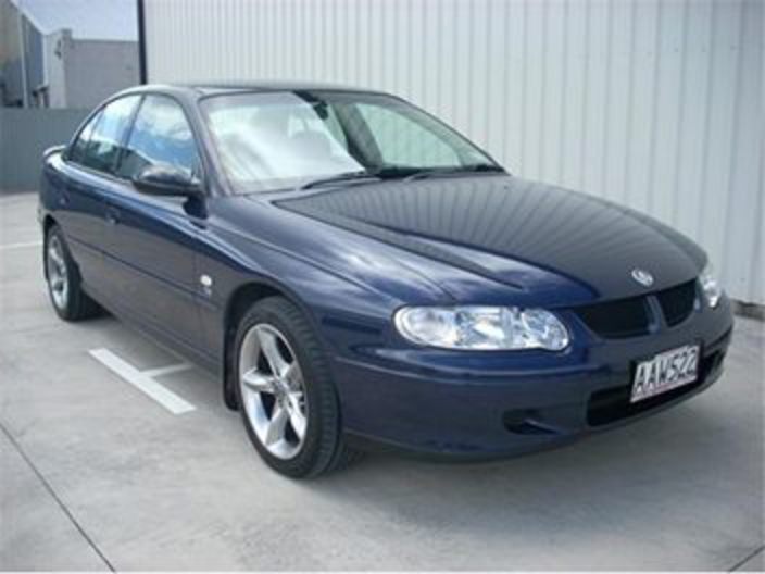 Il a été créé en 2001 PAR la société Holden Commodore VX. PRIX ACTUEL Prix demandé: 8 995 $