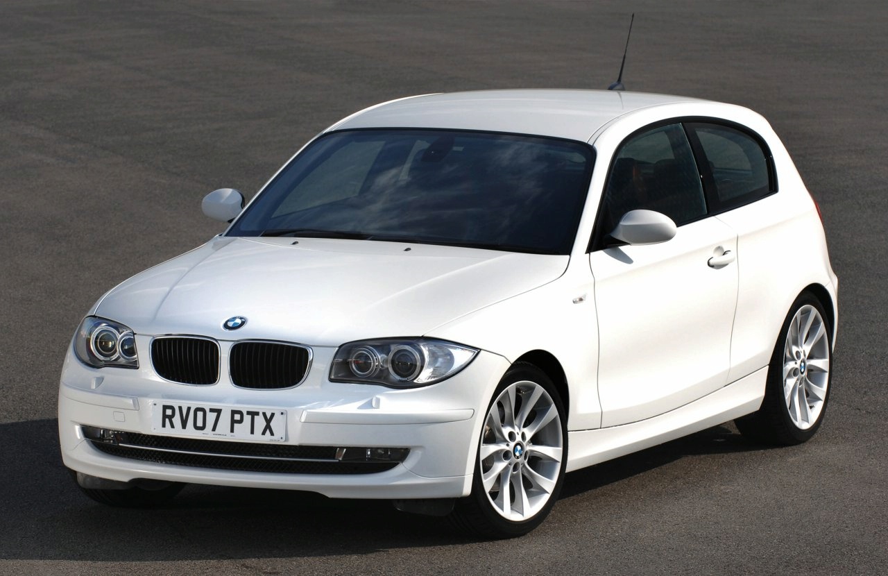 BMW 120 - énorme collection de voitures, actualités et critiques automobiles, vitals de voitures,