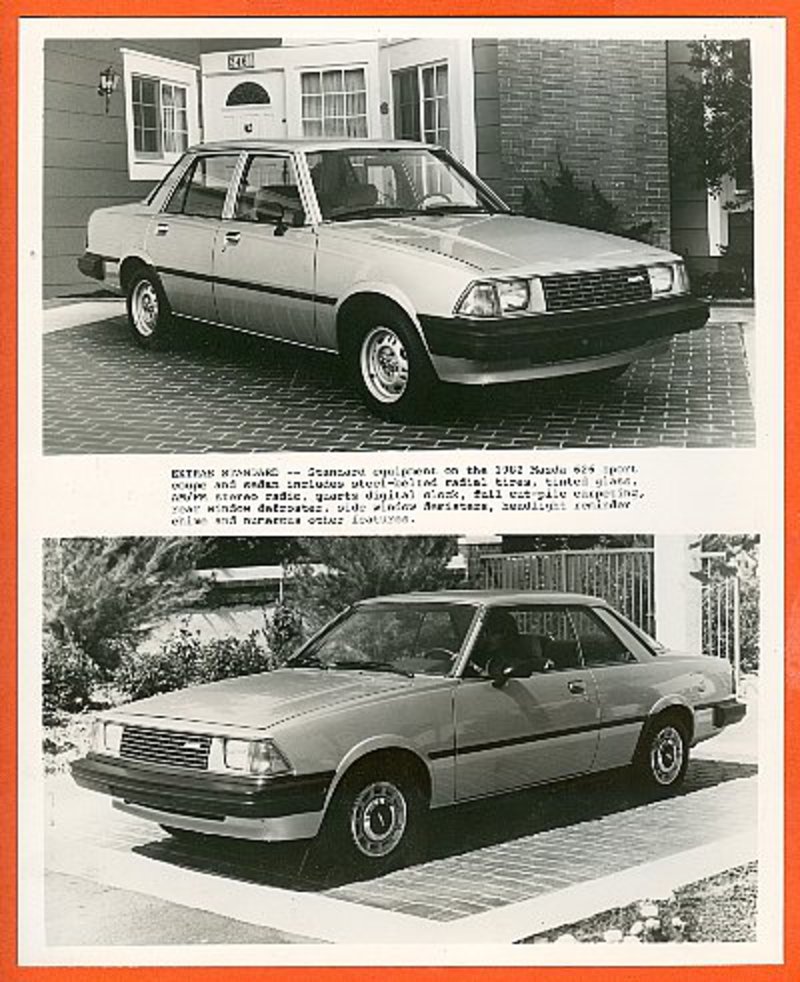 1982 Mazda 626 Sport Coupé et Berline Photo Officielle / eBay