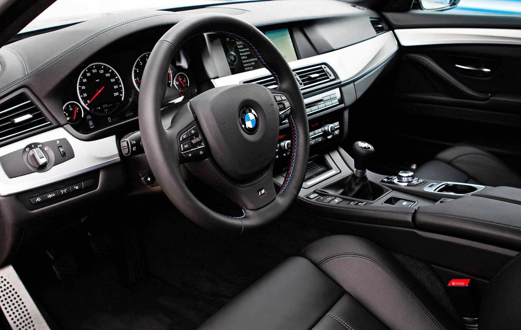 Les BMW M5 et M6 2013 mélangent affaires et plaisir : Motorisations