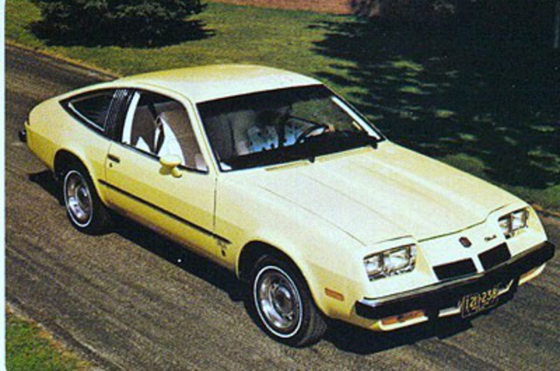 Fichier: 1975 Oldsmobile Starfire.jpg. Pas de résolution supérieure disponible.