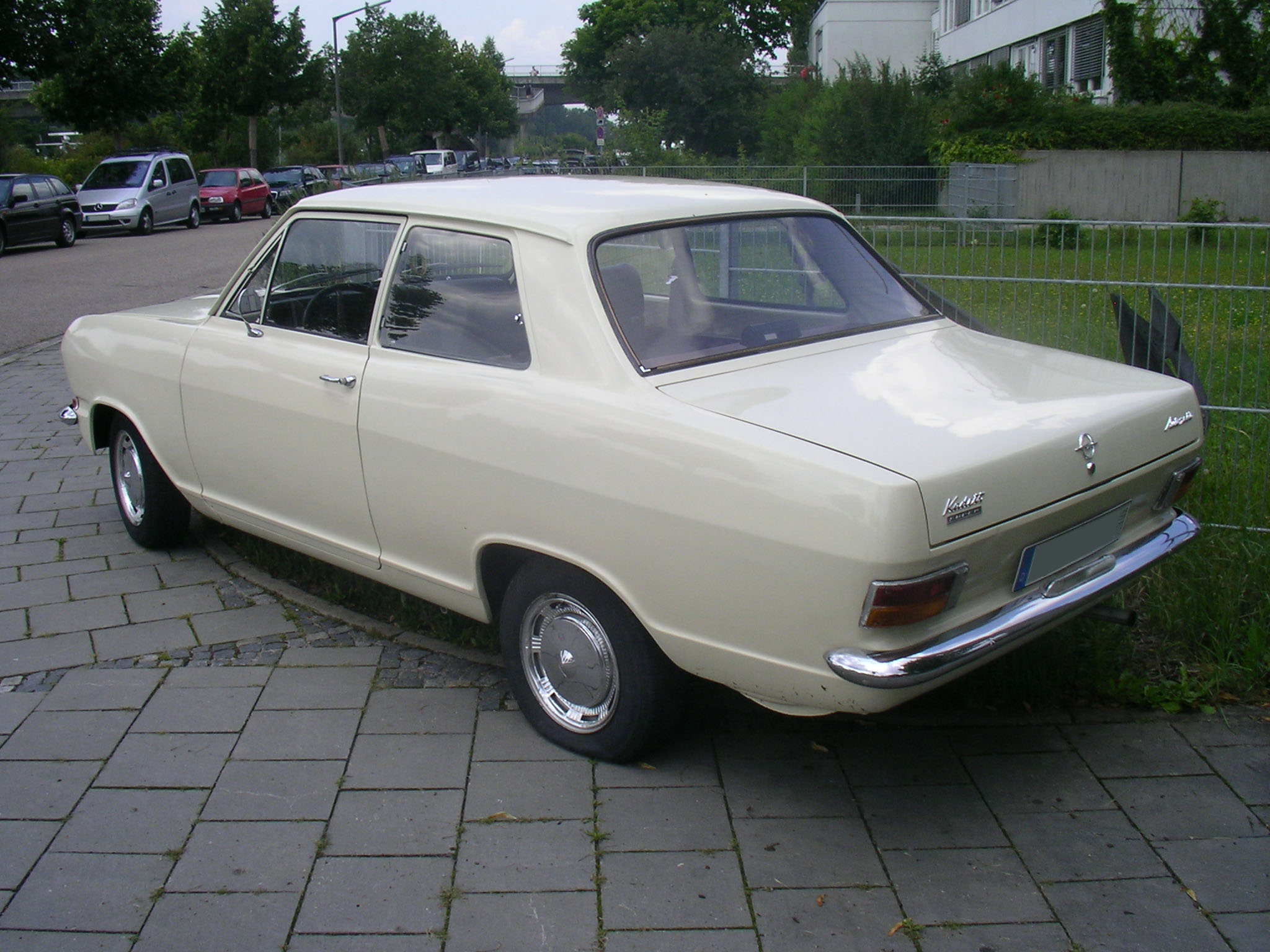 Fichier: Opel Kadett B Automatique Diable.jpg