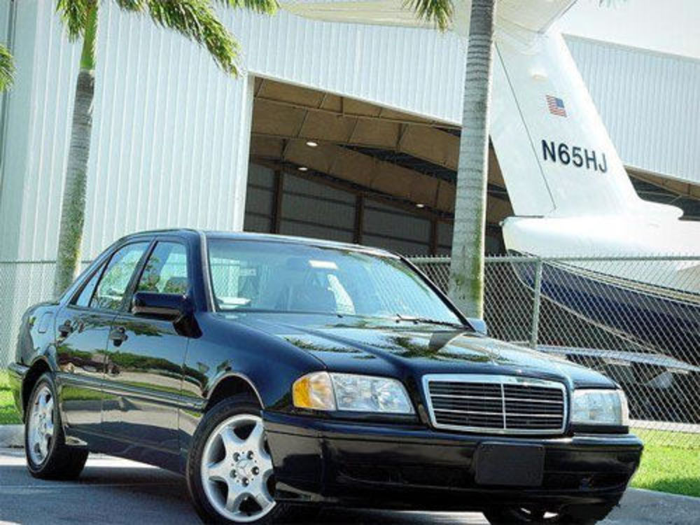 Pièces Mercedes Benz C280. Pièces Mercedes-Benz C280