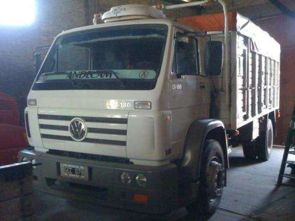 Camion volkswagen 13-180 aÃ±o 2007 avec 68 mil km!