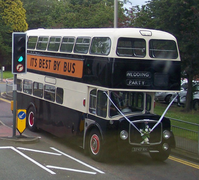 Dossier: Bus de la compagnie Yorkshire Heritage Bus (3747 RH) 1963 AEC...