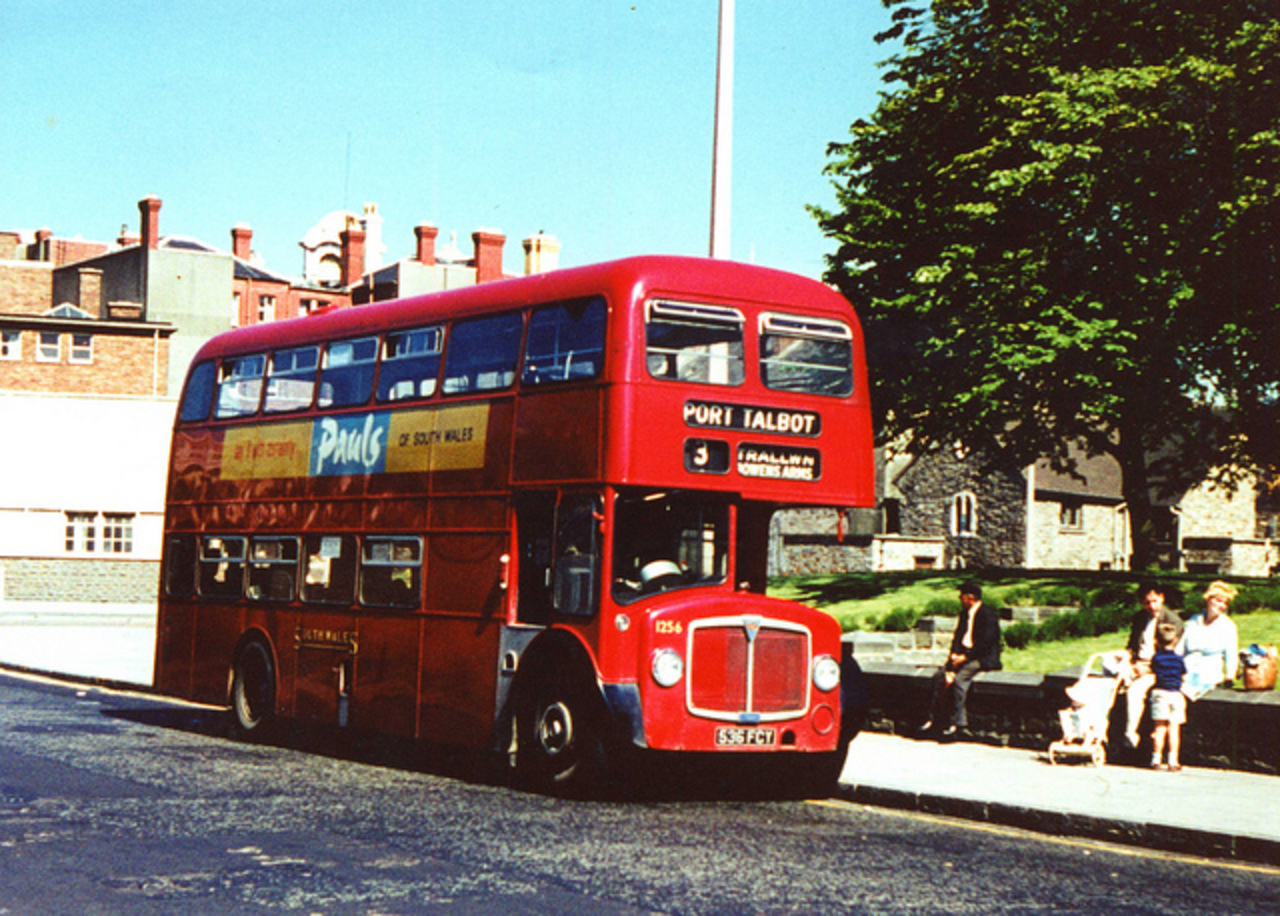 Flickr: La piscine de Bus et d'autocars de l'AEC au Royaume-Uni