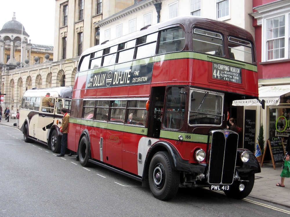 Page de bus Oxford & Chiltern - Mise à jour hebdomadaire des nouvelles