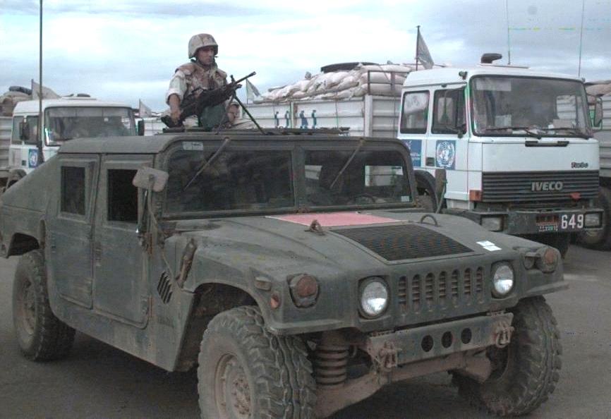Am Général Hummer M1042