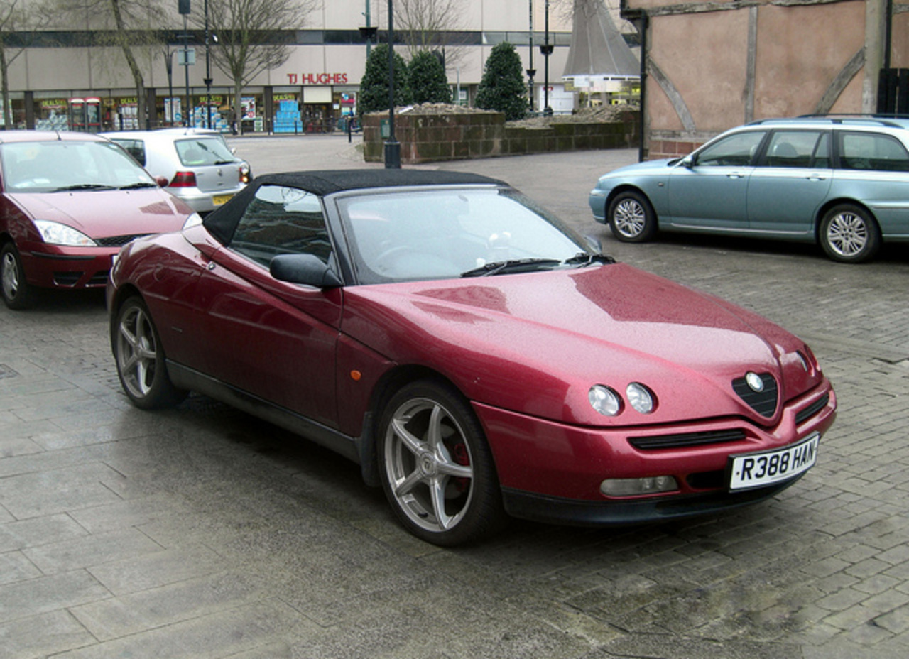 Alfa Romeo GTV Spider (1997) / Flickr - Partage de photos!