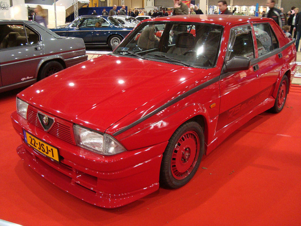 Alfa Romeo 75 Turbo Evoluzione 1987 / Flickr - Partage de photos!
