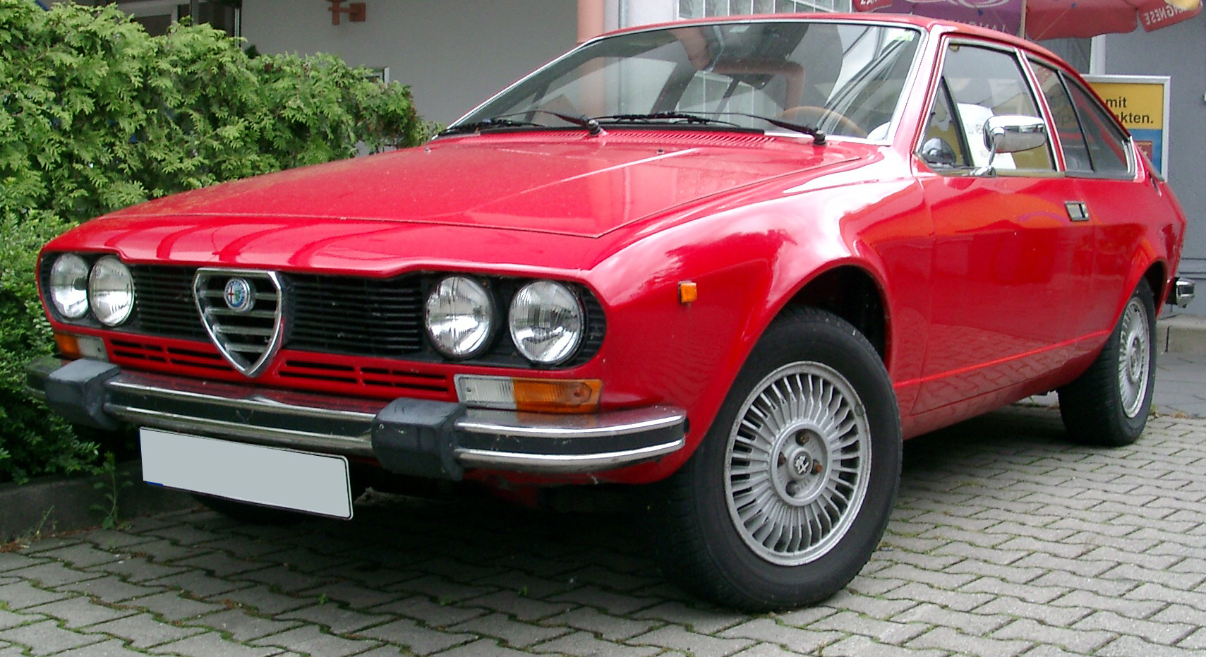 Dossier: Alfa Romeo GTV coupÃ© front 20070516.jpg - Wikimedia Commons
