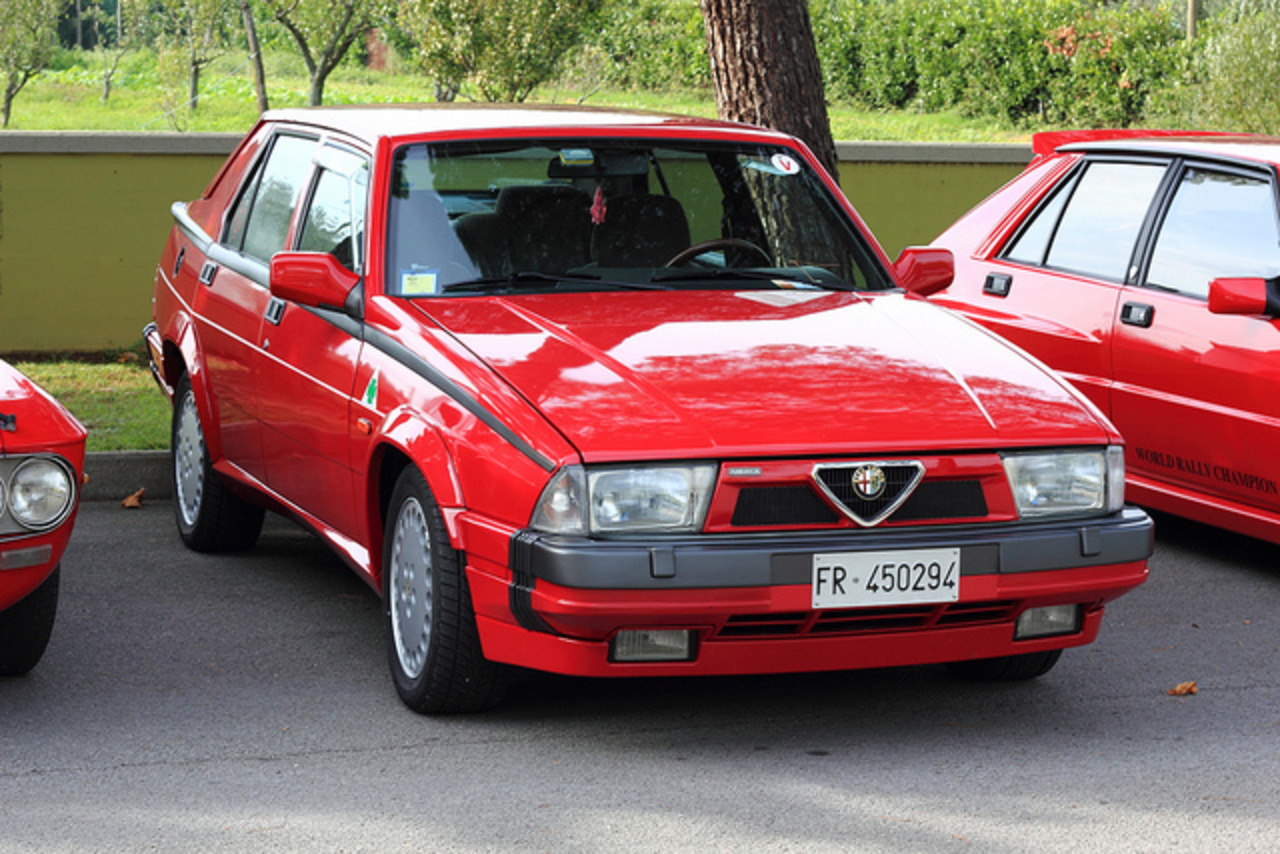 Flickr: L'Alfa Romeo 75 / Piscine Milano