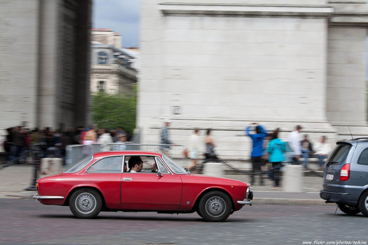Flickr : Le pool de voitures Alfa Romeo