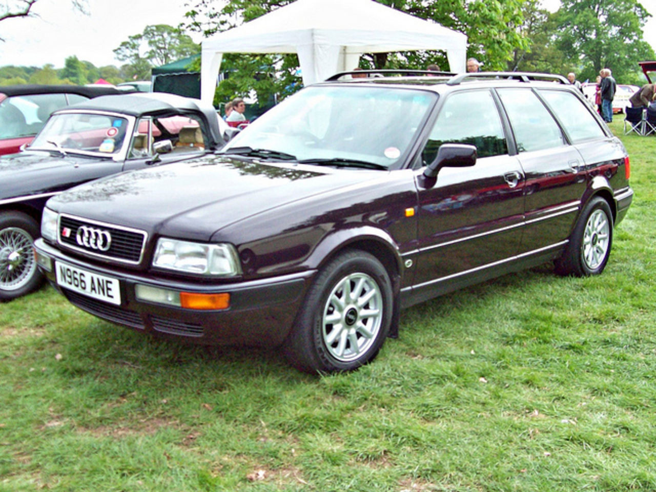 12 Audi 80 B4 Avant (1996) / Flickr - Partage de photos!