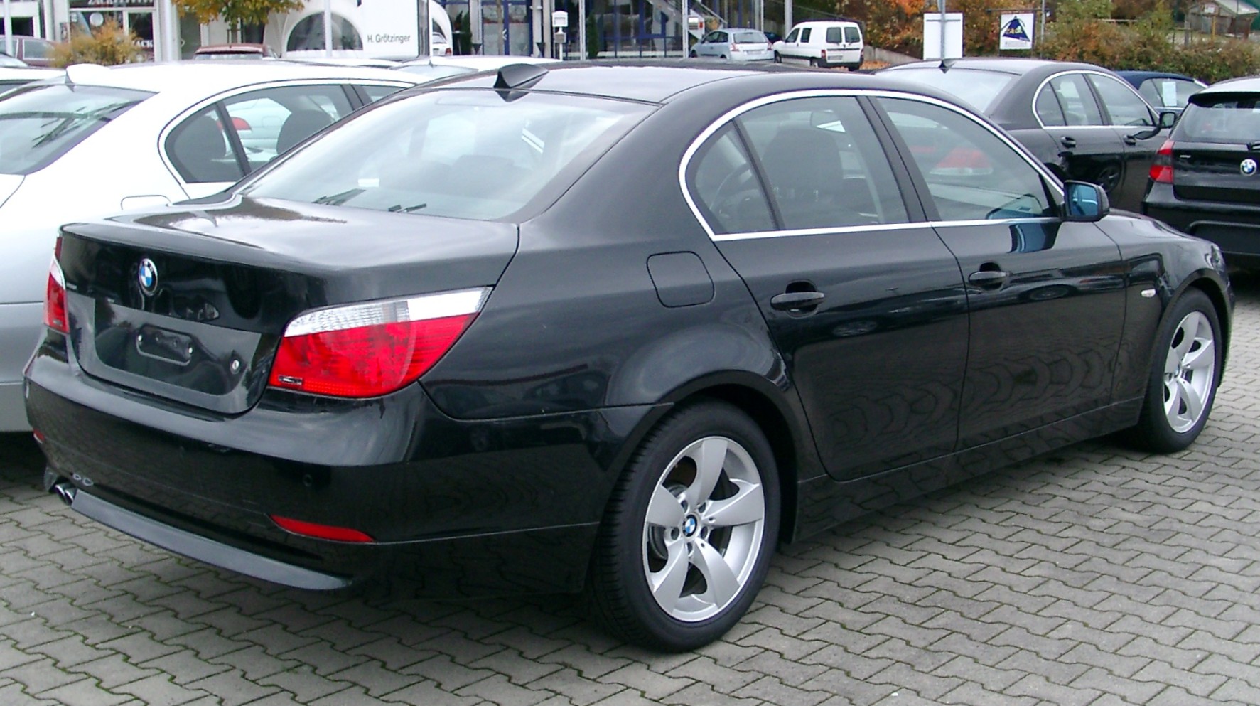 File:BMW E60 front 20080417.jpg - Wikimedia Commons