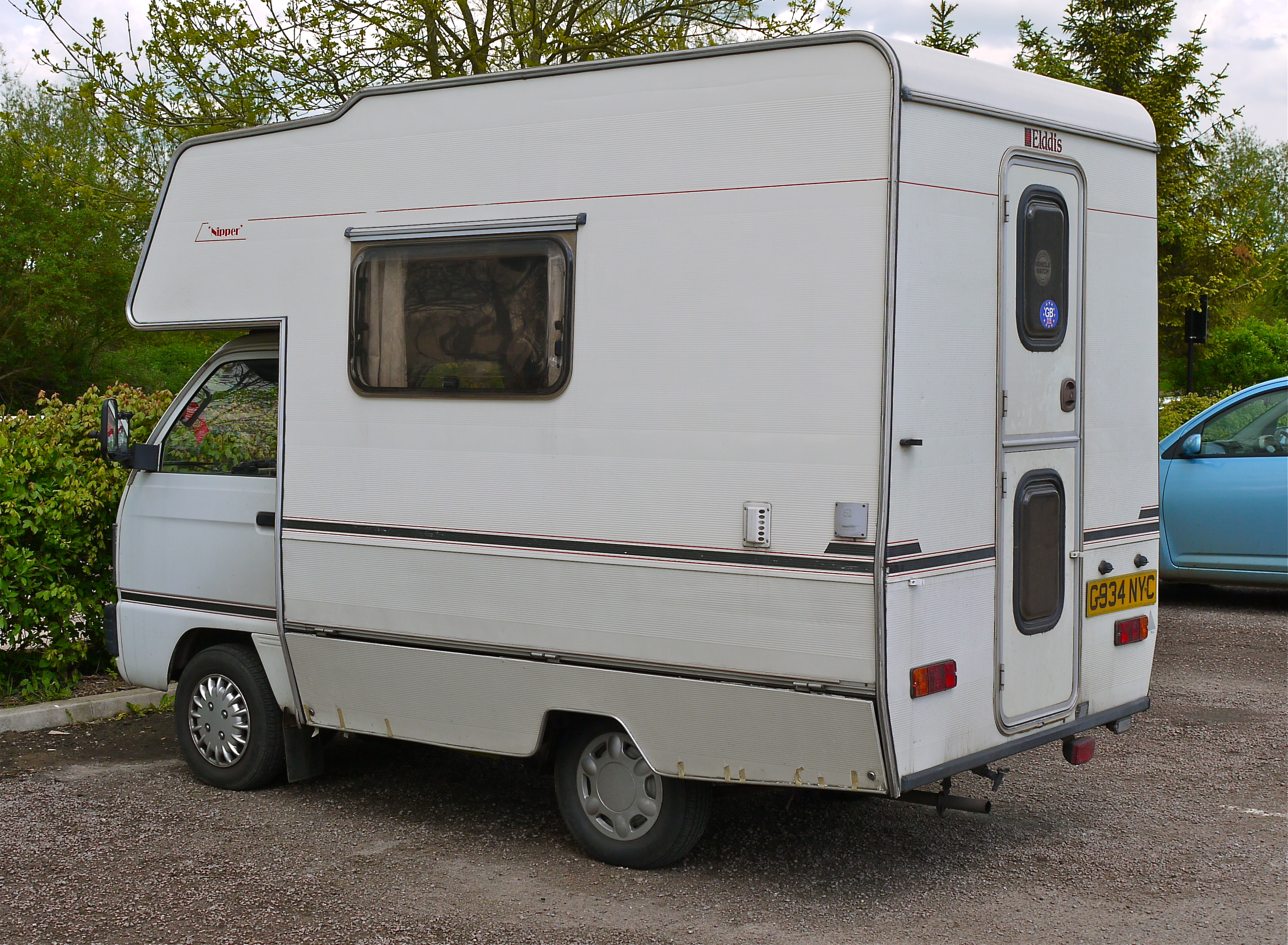 Fichier: Camping-Car Bedford Rascal (arrière) - Flickr -mick-Lumix.jpg...