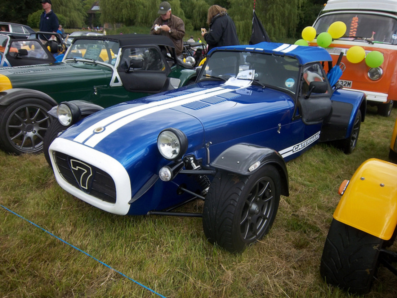Flickr: Les Sept Roadsters - Lotus, Caterham, kits, Locost...