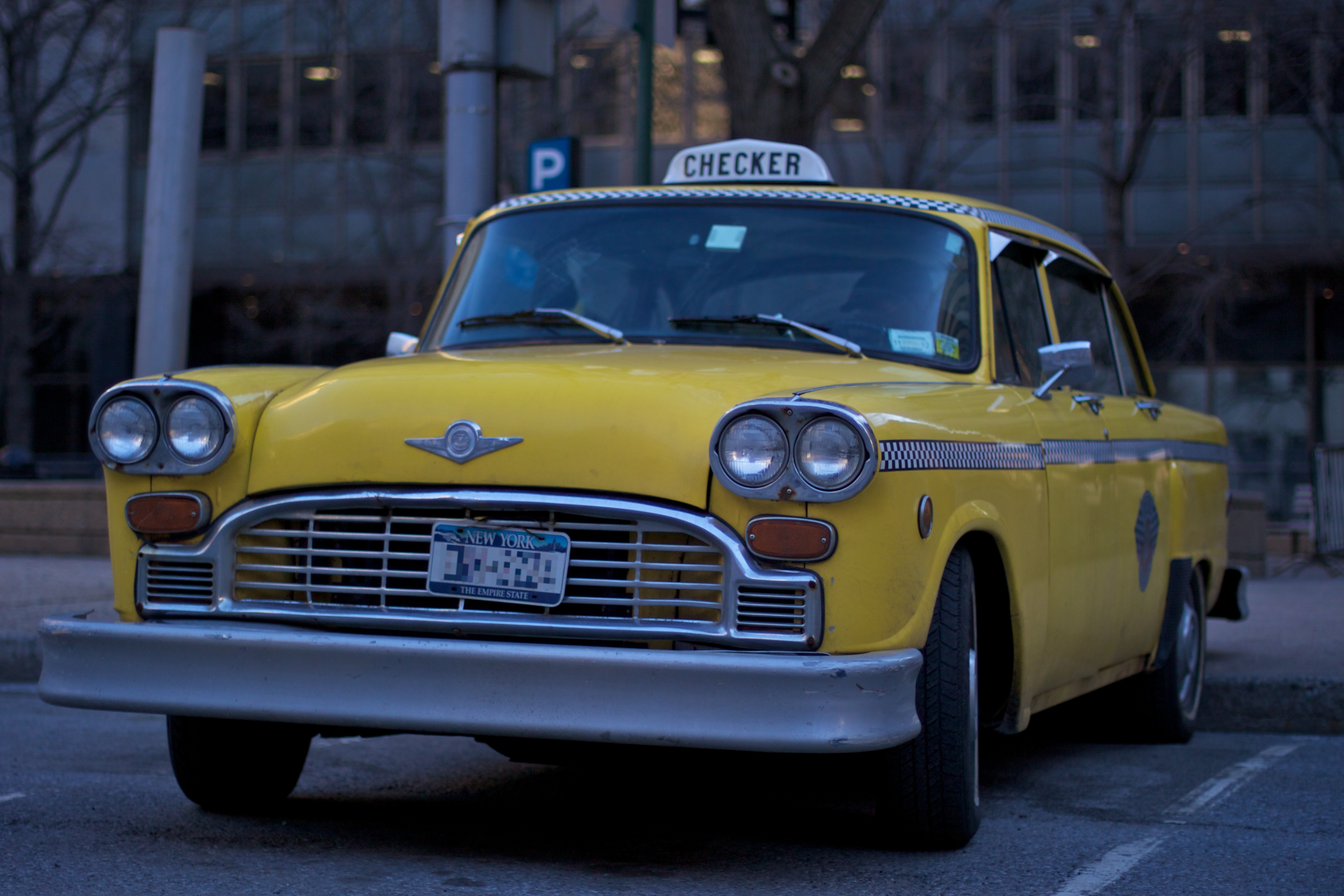 Checker Taxi Cab / Flickr - Partage de photos!