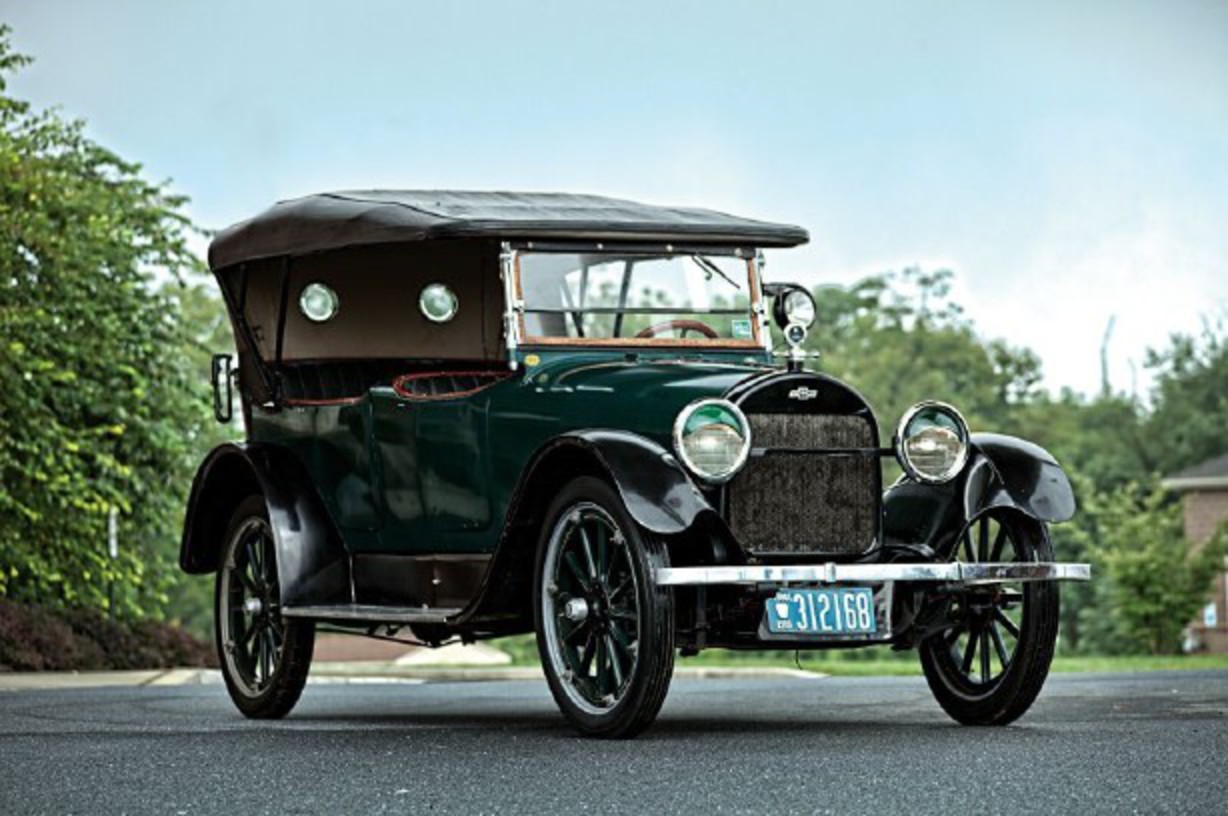 Chevrolet V-8 1918 offert à la vente Hershey de RM Auctions
