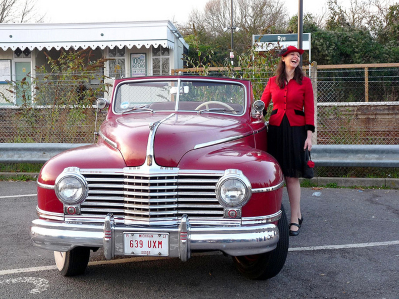 Dodge Cabriolet 1942 / Flickr - Partage de photos!