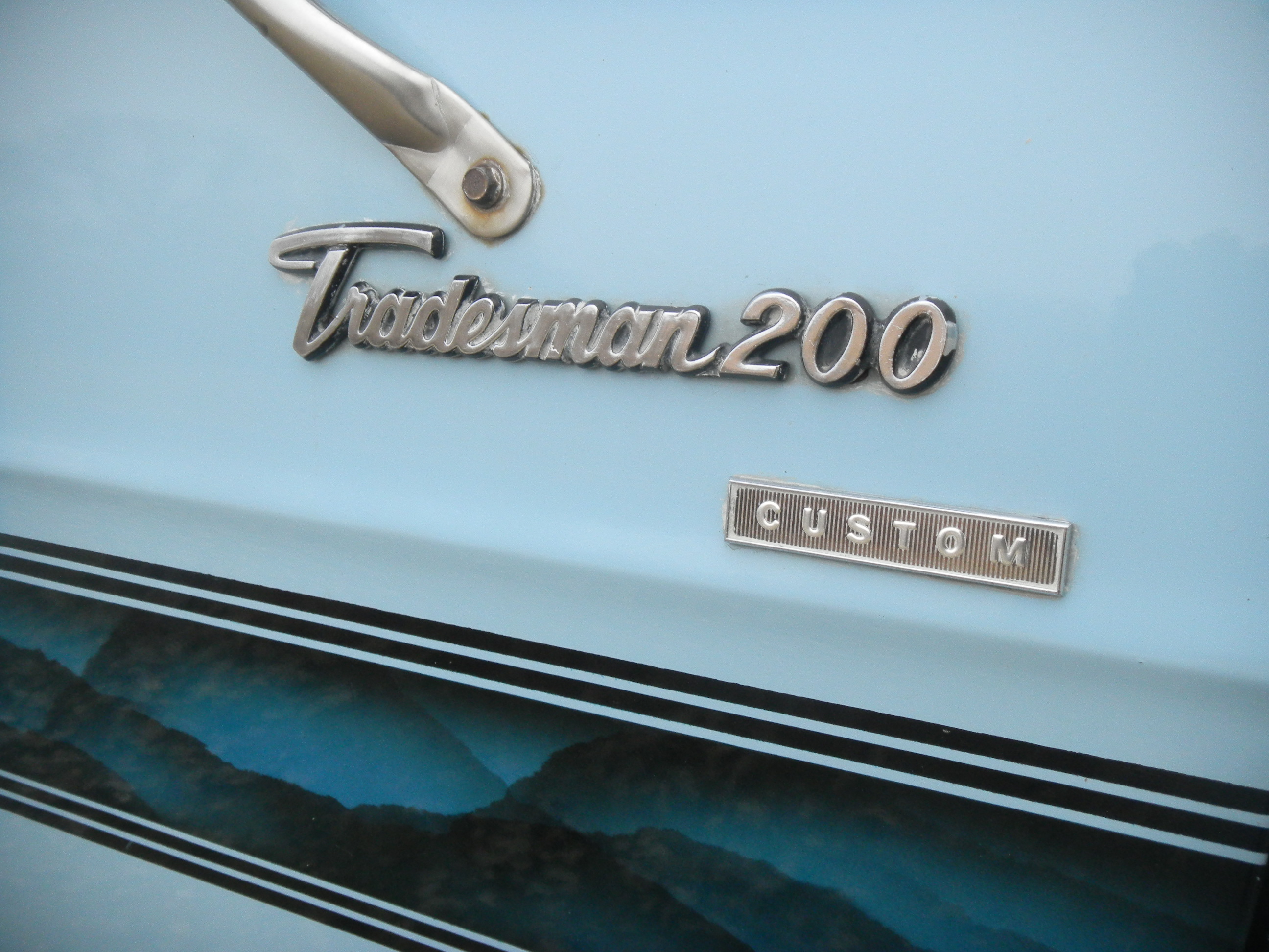 1977 Dodge Tradesman 200 custom maxivan. / Flickr - Partage de photos!