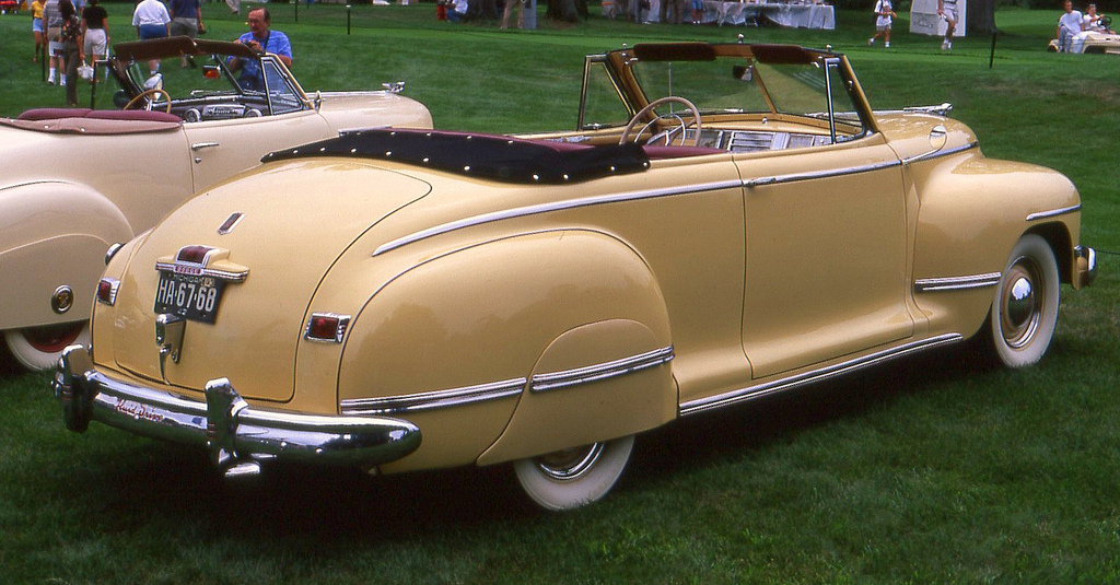Flickr: Les Automobiles Classiques Américaines - Piscine d'avant les années 50