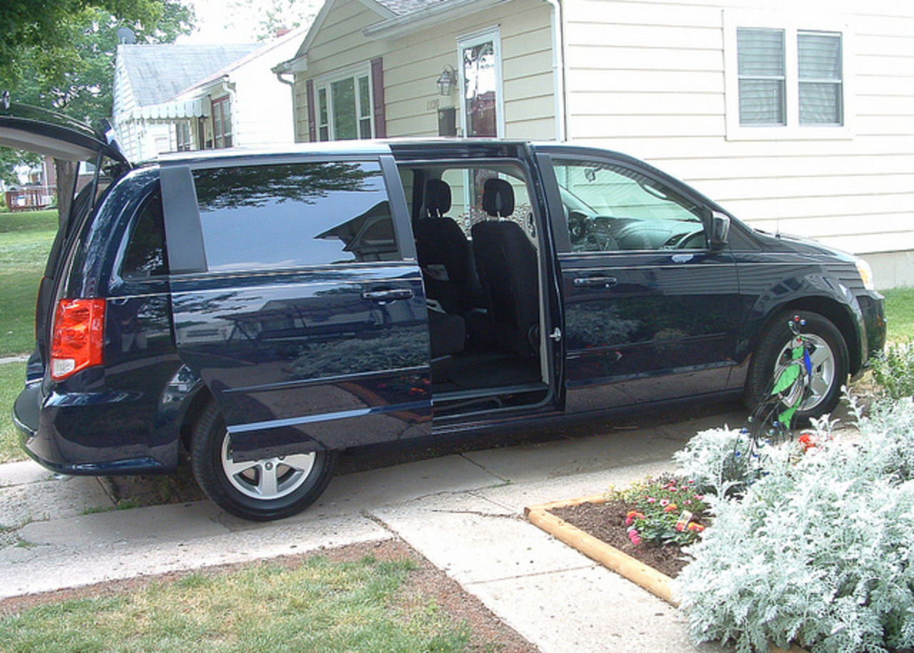 Nouvelle Dodge Grand Caravan 2012 / Flickr - Partage de photos!