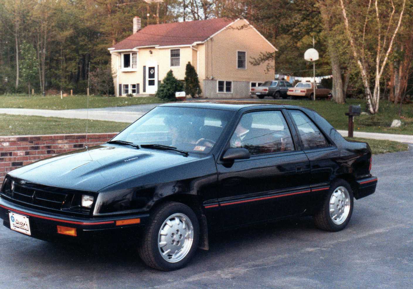 1987 Dodge Shadow ES / Flickr - Partage de photos!