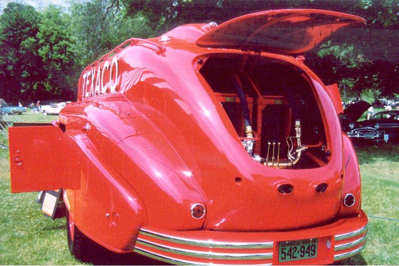 Photo: 1939 Dodge Airflow Tanker - 4 / Album Orphan Car Show 2002...