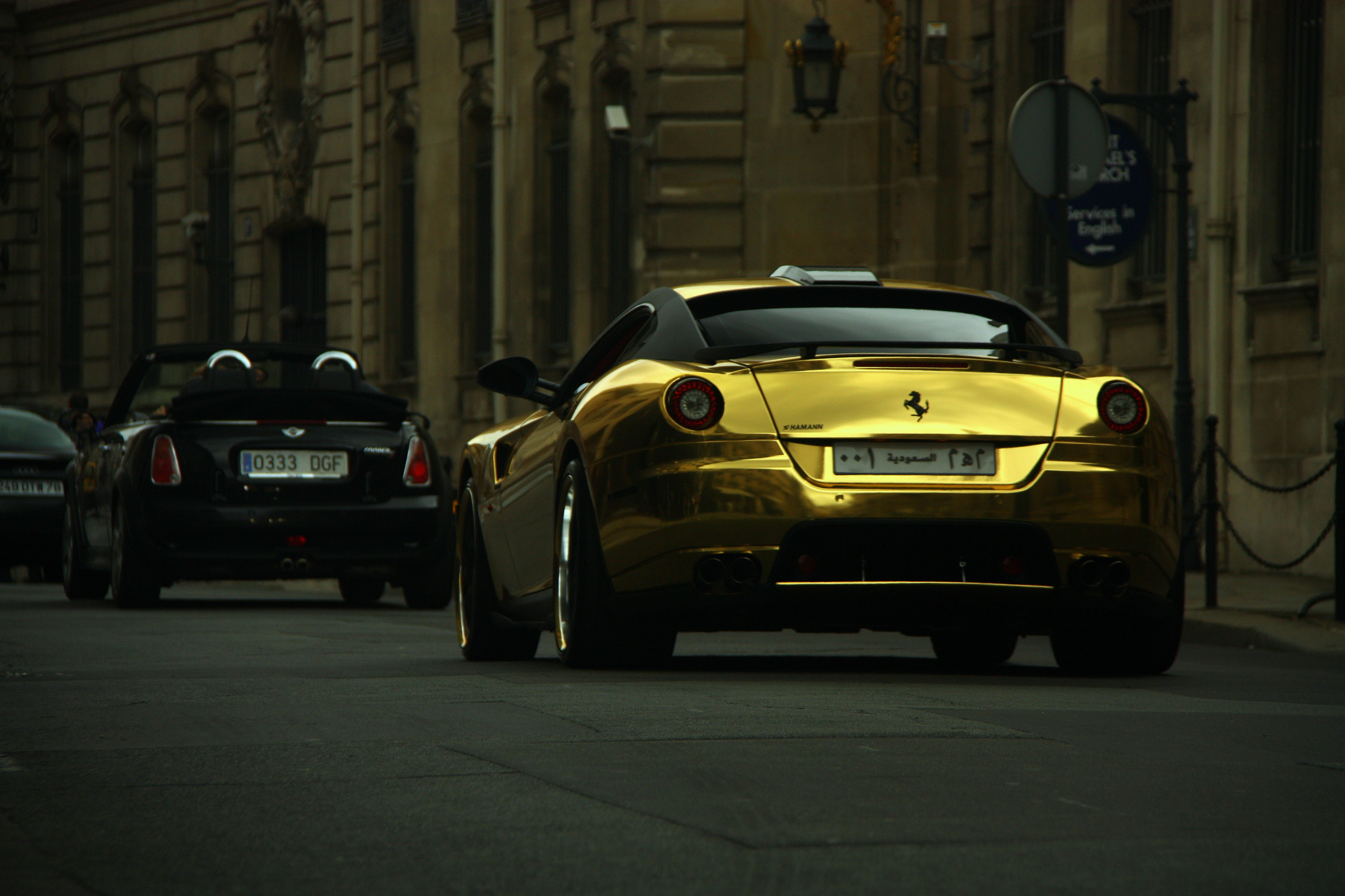 Ferrari 599 GTB Золотая
