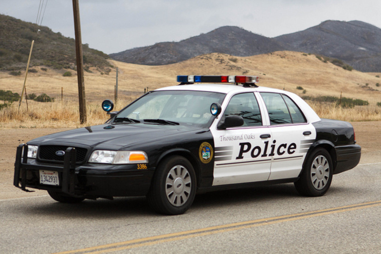 Ford Crown Victoria 911