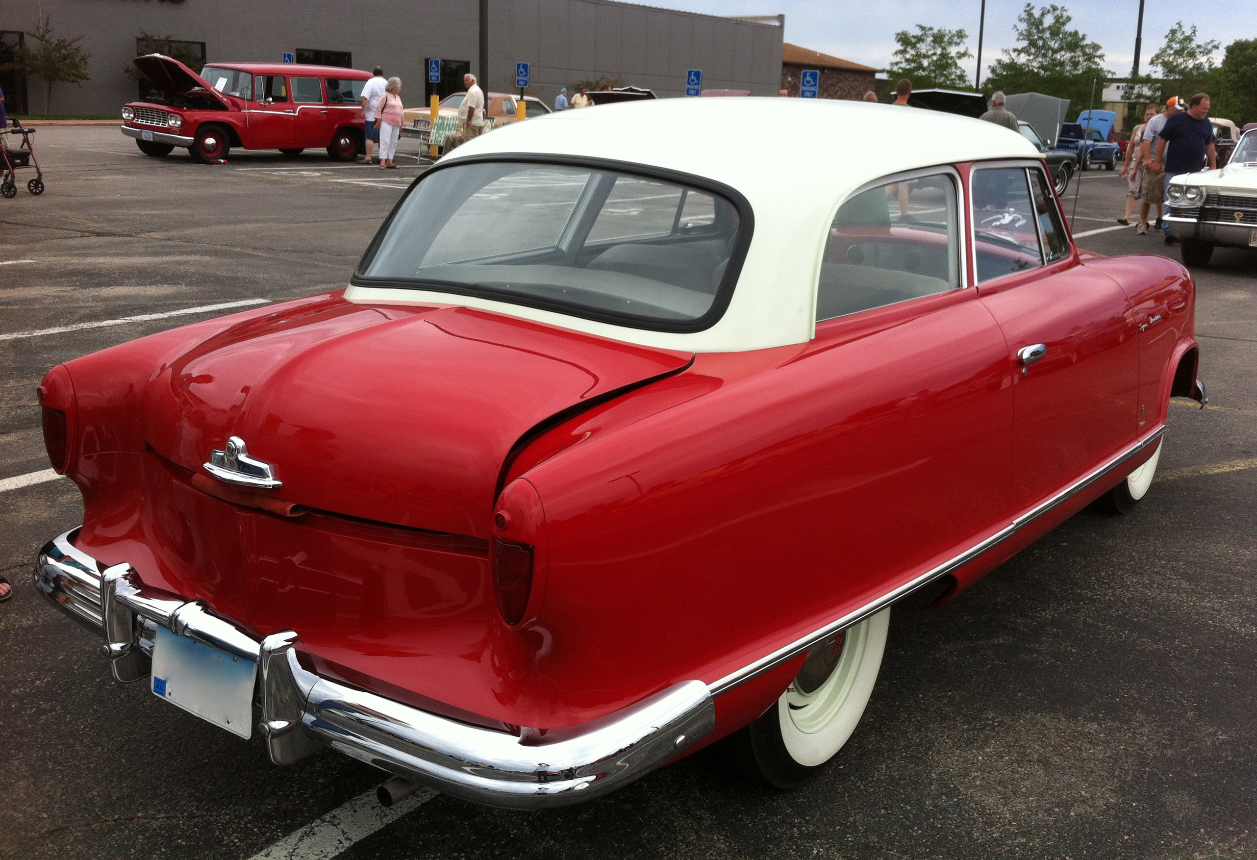 File:1955 Hudson Rambler 2-door AACA Iowa 2012 c.jpg - Wikimedia ...