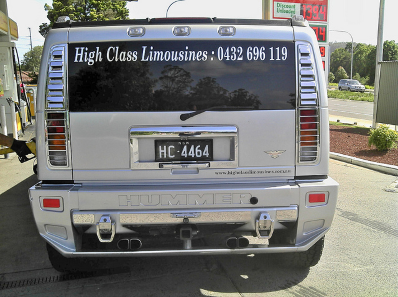 Limousine Hummer H3 2010 / Flickr - Partage de photos!