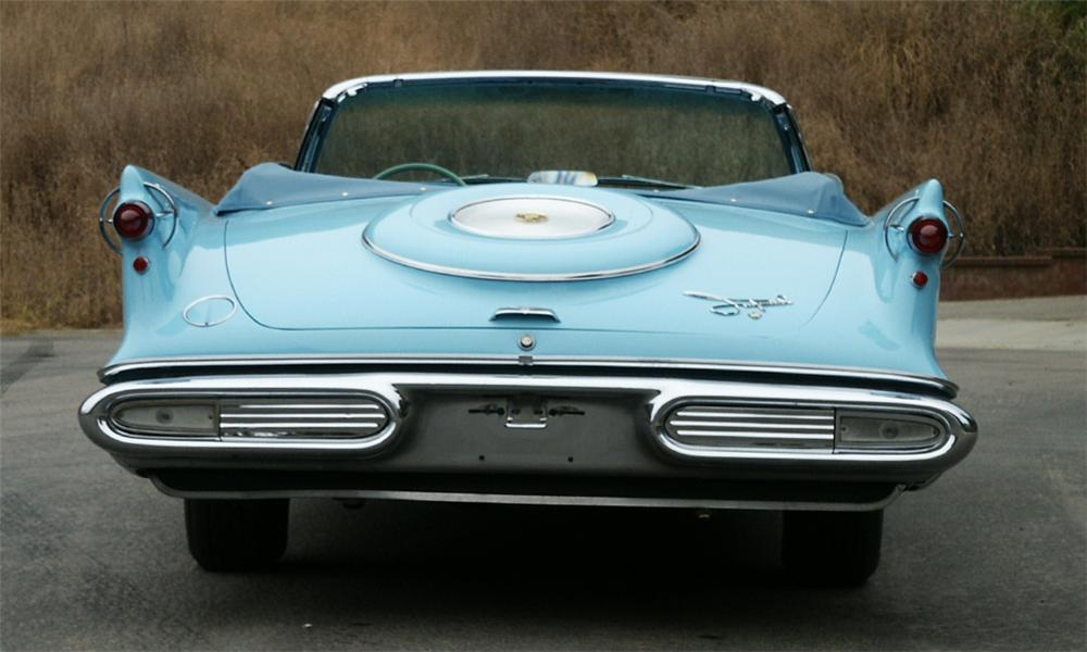 1957 Imperial Crown convertible / Flickr - Partage de photos!