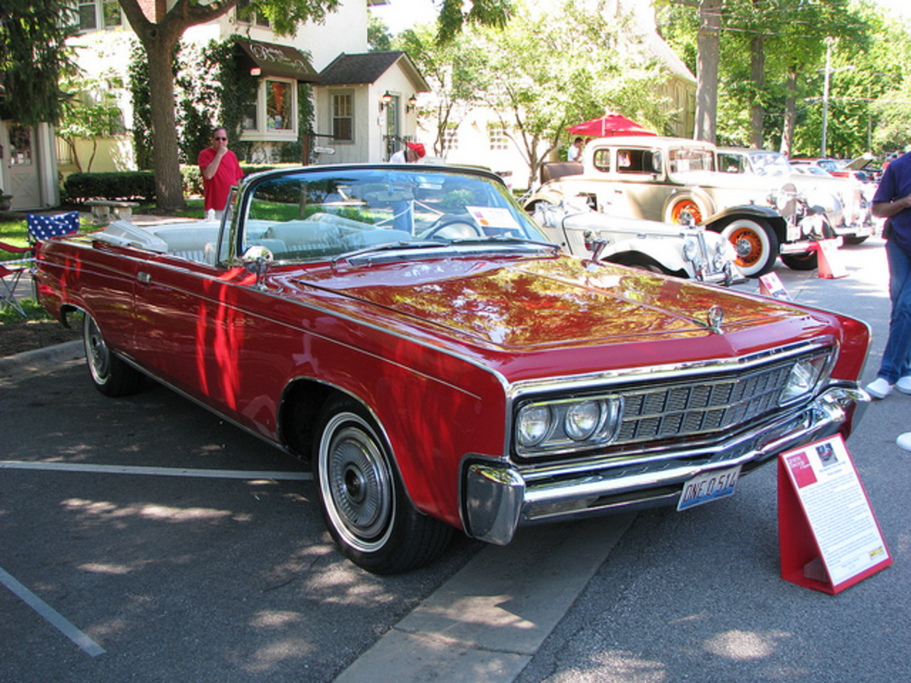 1966 Imperial Crown convertible / Flickr - Partage de photos!