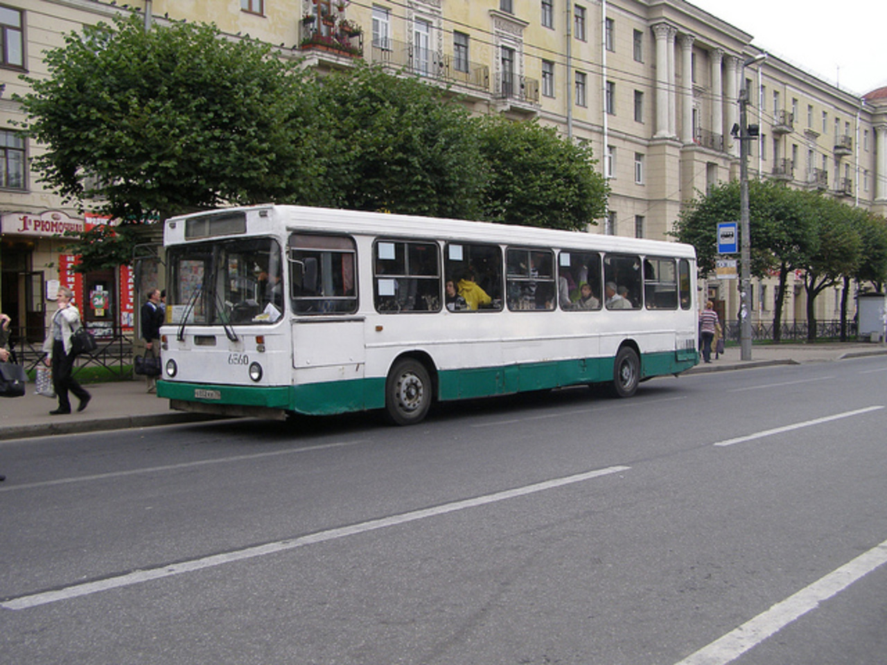 Flickr: Les bus d'Europe de l'Est, les autocars, les trolleybus et...