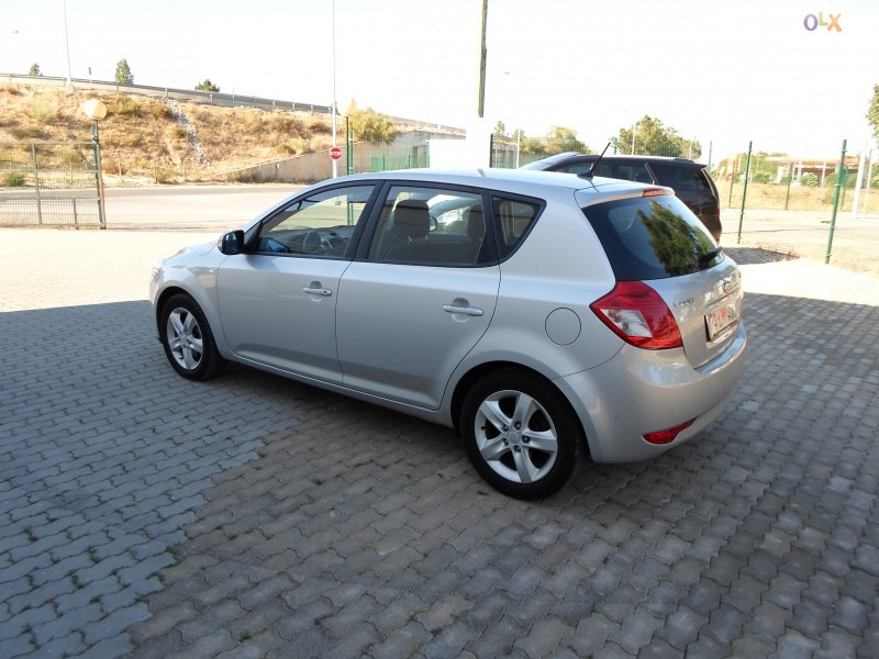 Kia Ceed 1.6 CRDI EX - 2011 - 41.653 Kms - Palmela (Setãºbal) - Carros