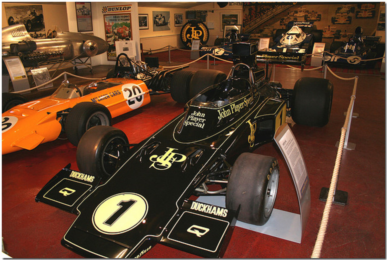 1974 Ronnie Peterson JPS Lotus 72 Cosworth F1 Grand Prix de Donington...