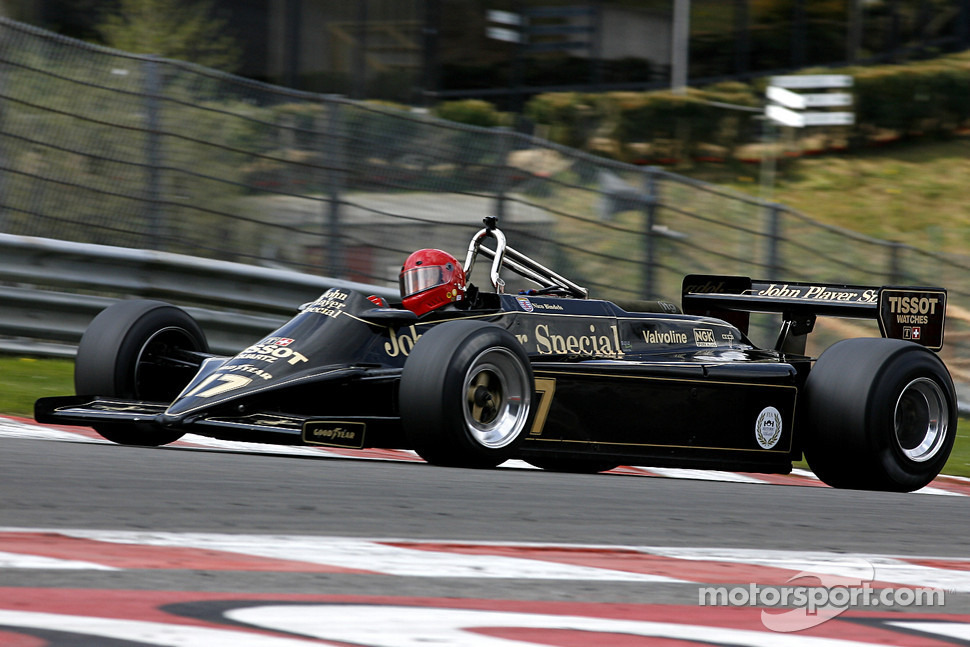 17 Nico Bindels (L) Lotus 87B, Martin Stretton Racing (1981-82...