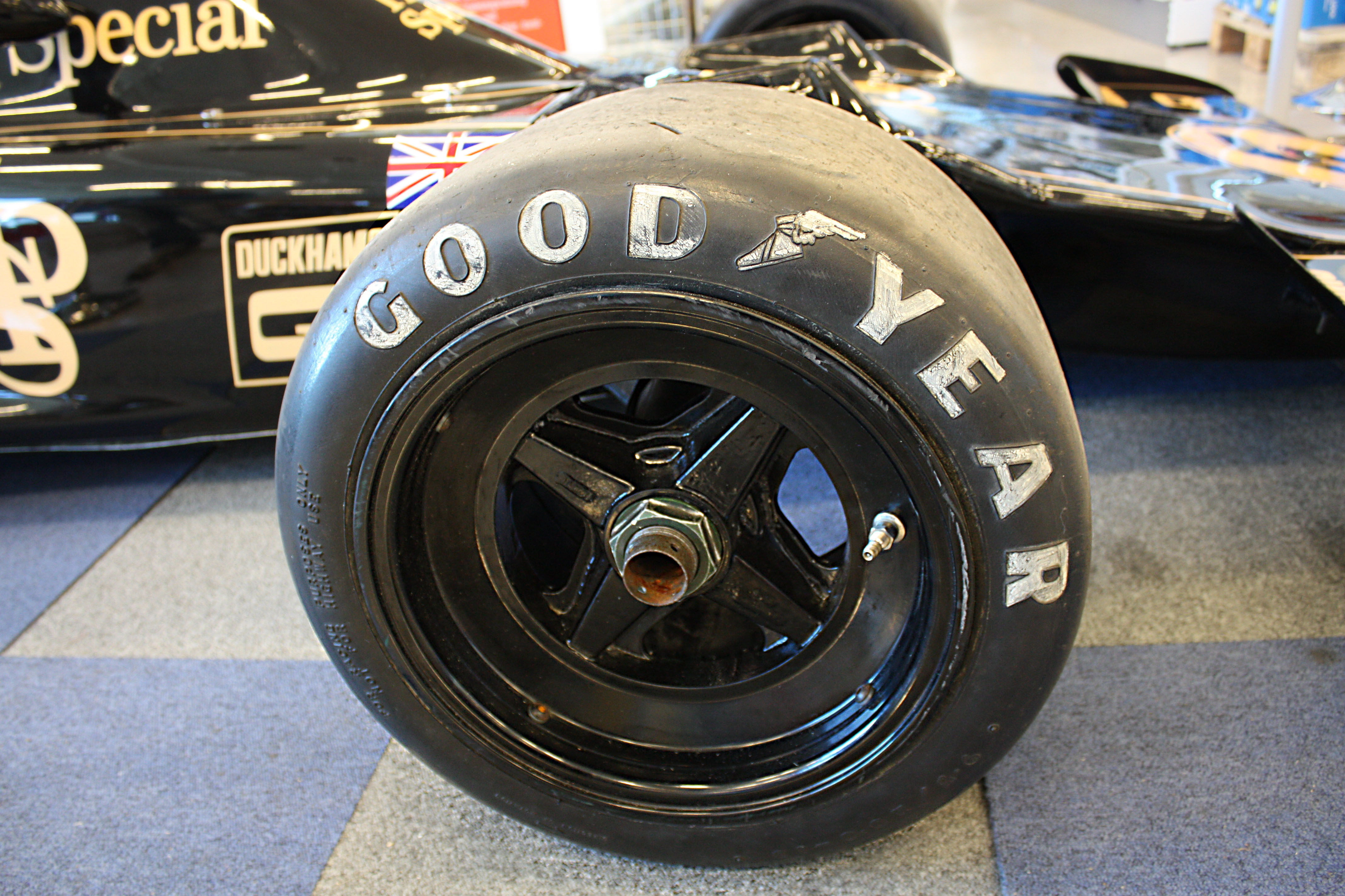JPS Lotus 72 - Pneu Goodyear - Voiture F1 de Ronnie Petersons / Flickr...