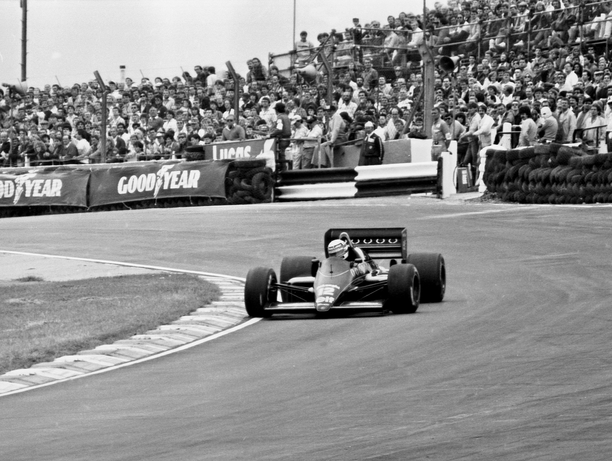 Ayrton Senna, Lotus 98T / Flickr - Partage de photos!