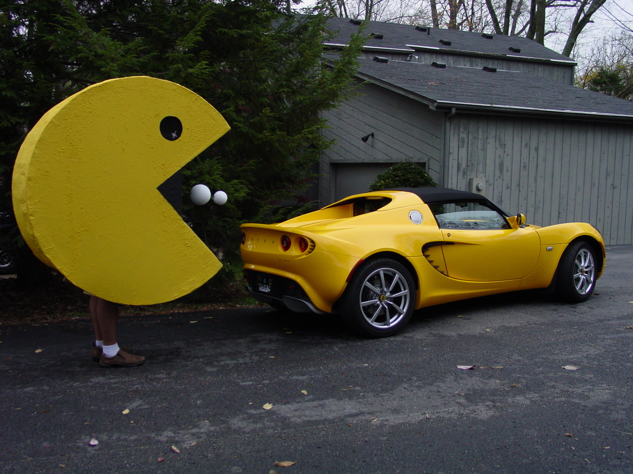 Pacman et la Lotus Elise | Flickr - Partage de photos!