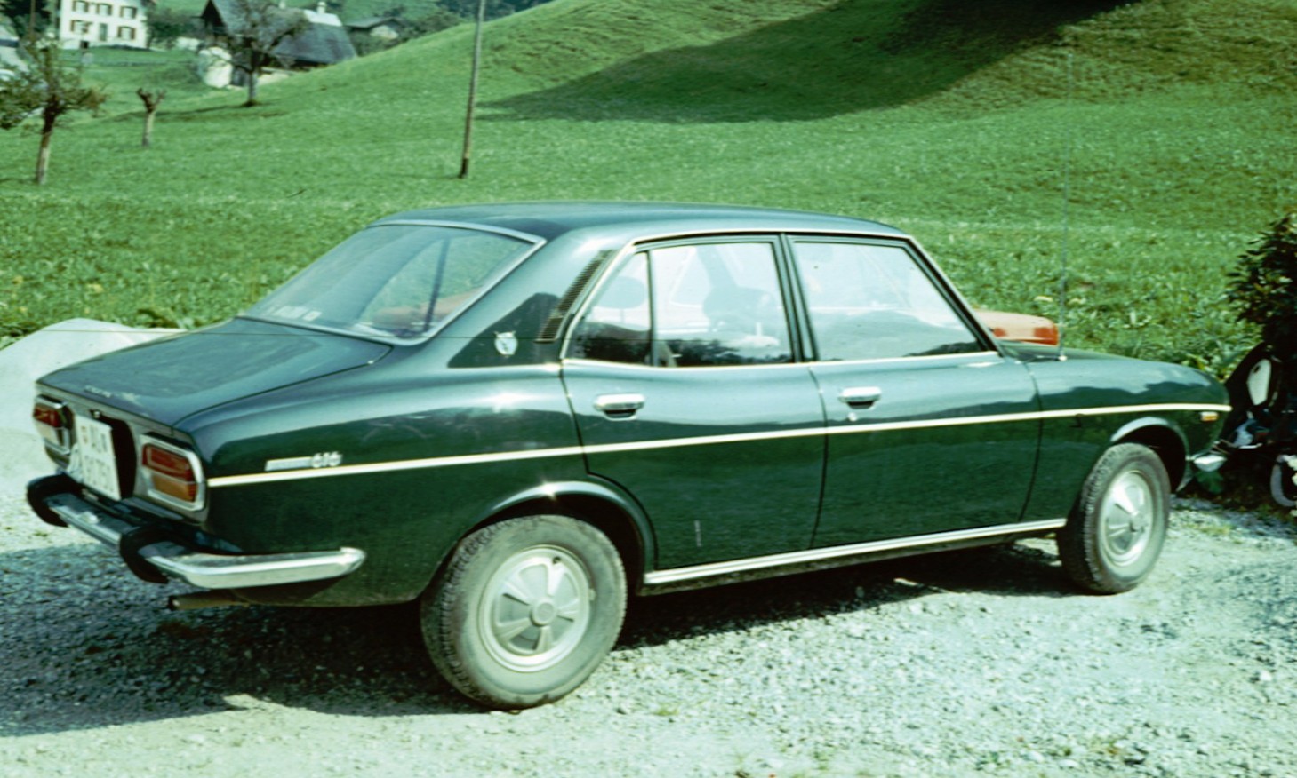 Dossier: Mazda 616 1978.jpg - Wikimedia Commons
