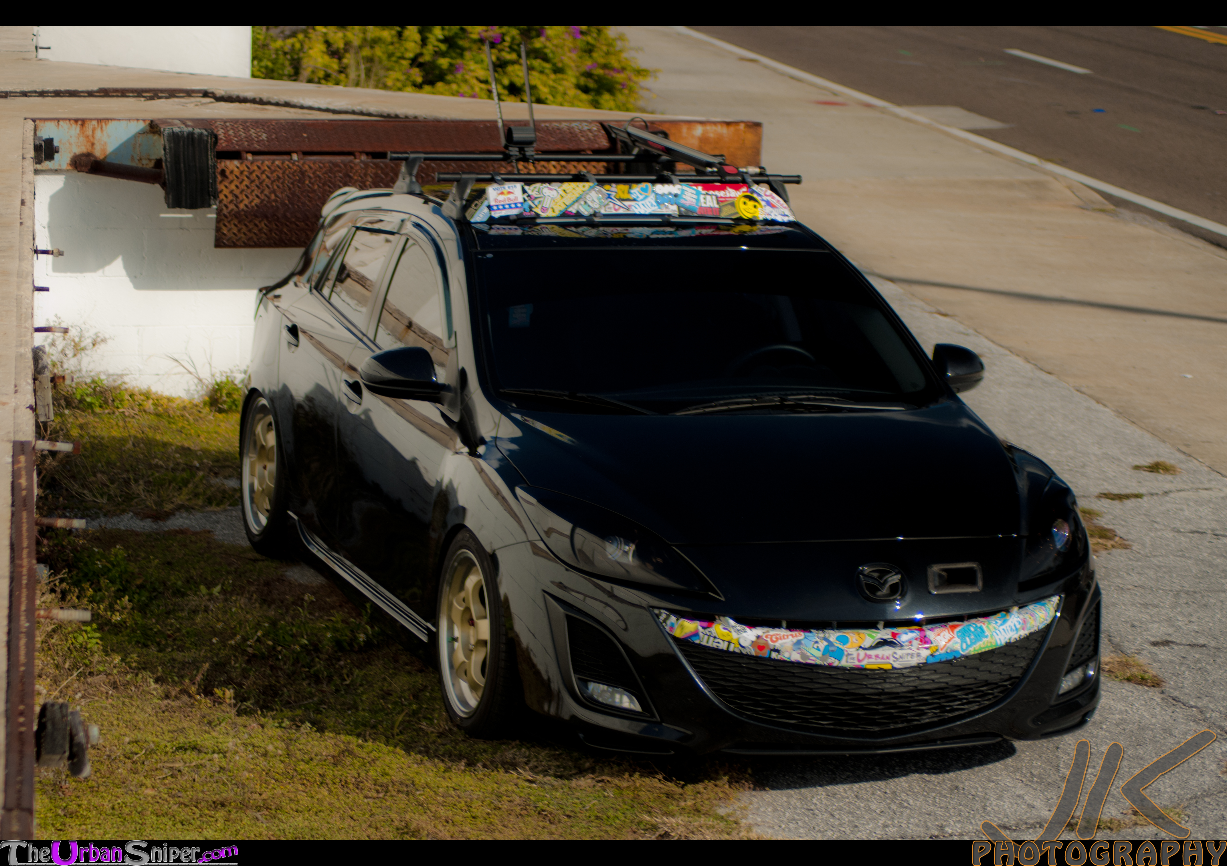 Mazda-3-fRont-Sticker-BOMB / Partage de photos Flickr!
