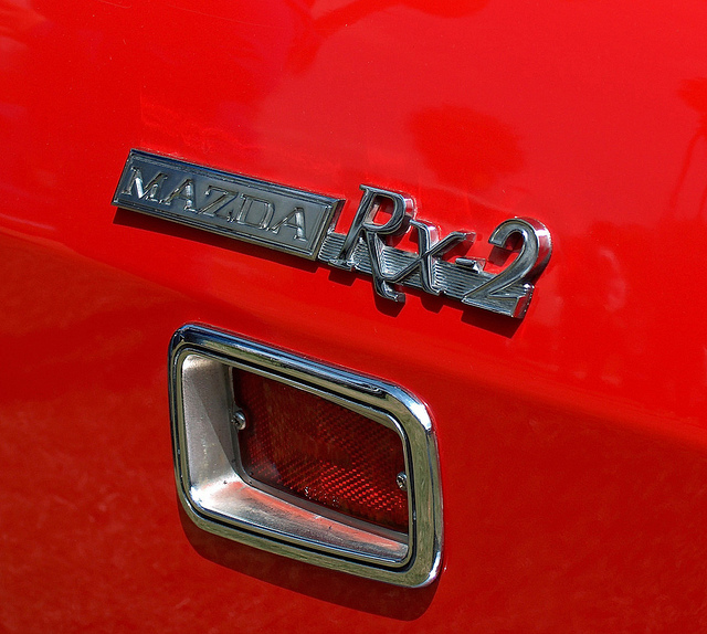 Badge d'aile de berline Mazda RX-2 1973 / Flickr - Partage de photos!