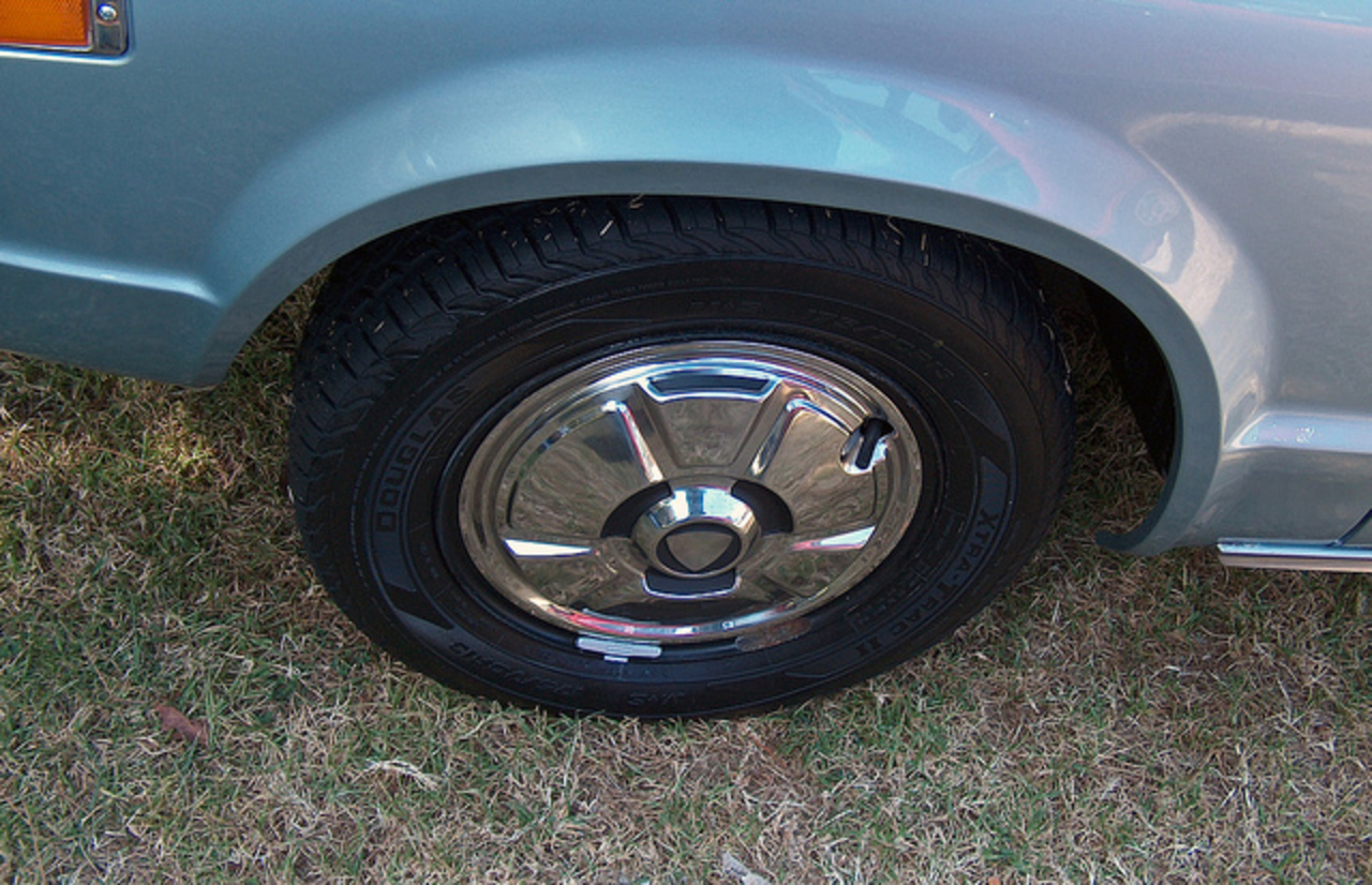Couverture de roue de wagon Mazda RX-3 1973 / Flickr - Partage de photos!