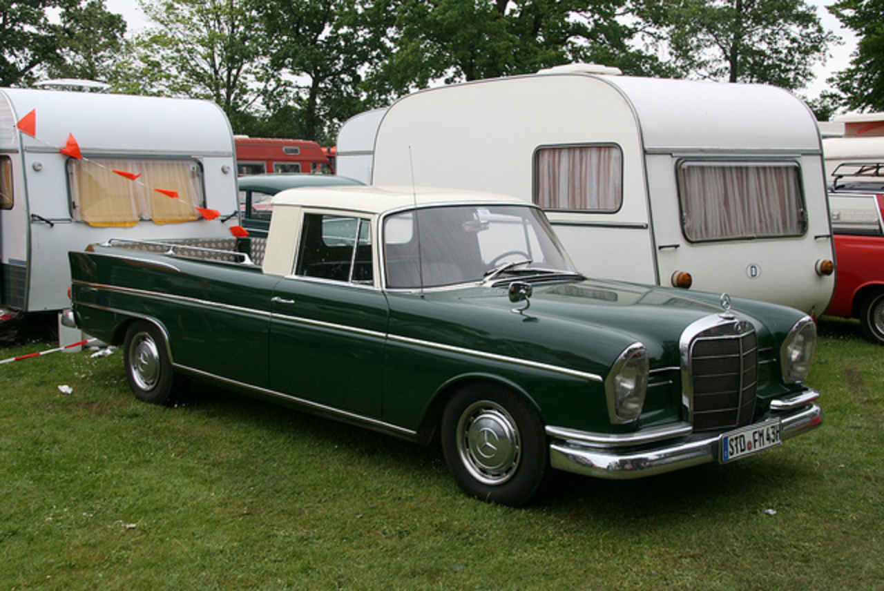 Mercedes Benz Hearse