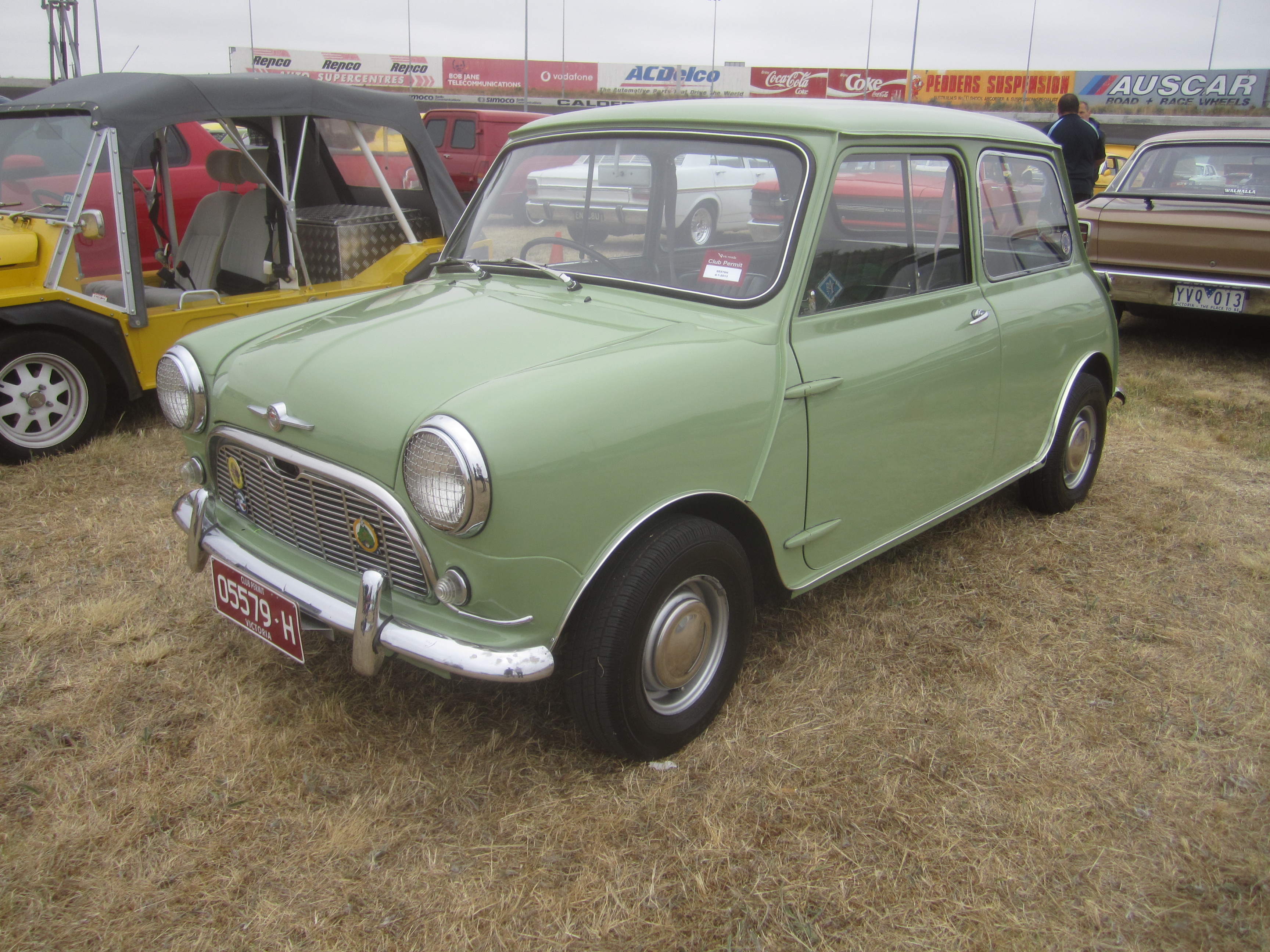 Fiche : 1962 Morris Mini 850 Mk I.jpg - Wikimedia Commons