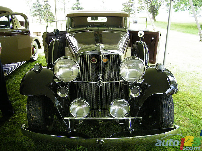 1933 Nash Ambassador - EIGHT Series 1193: Galerie de photos / Auto123.
