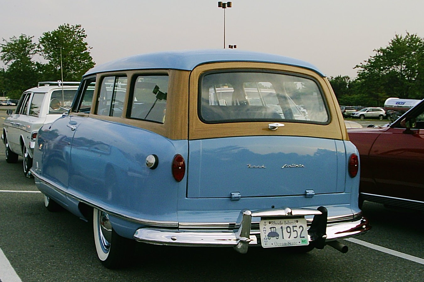 Dossier: 1952 Nash Rambler arrière de wagon bleu.jpg - Wikimedia Commons